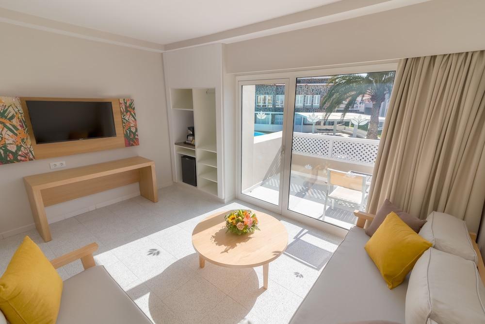 Apartamentos Livvo Koala Garden มาสปาโลมาส ภายนอก รูปภาพ
